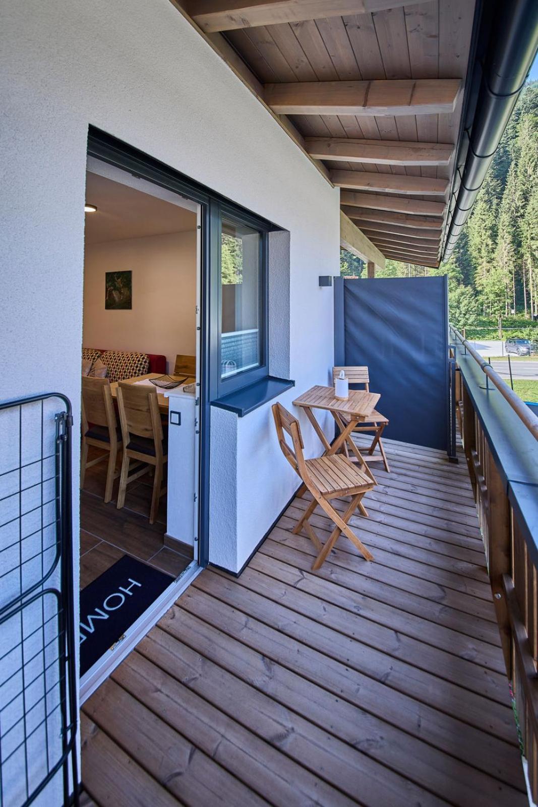 Haus Joan - Apartments Saalbach-Hinterglemm Exteriör bild