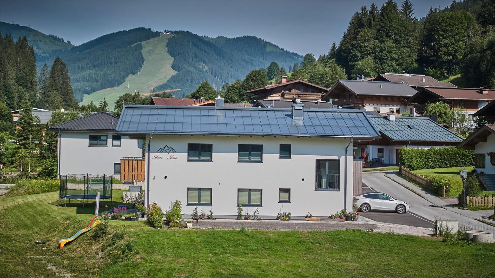 Haus Joan - Apartments Saalbach-Hinterglemm Exteriör bild